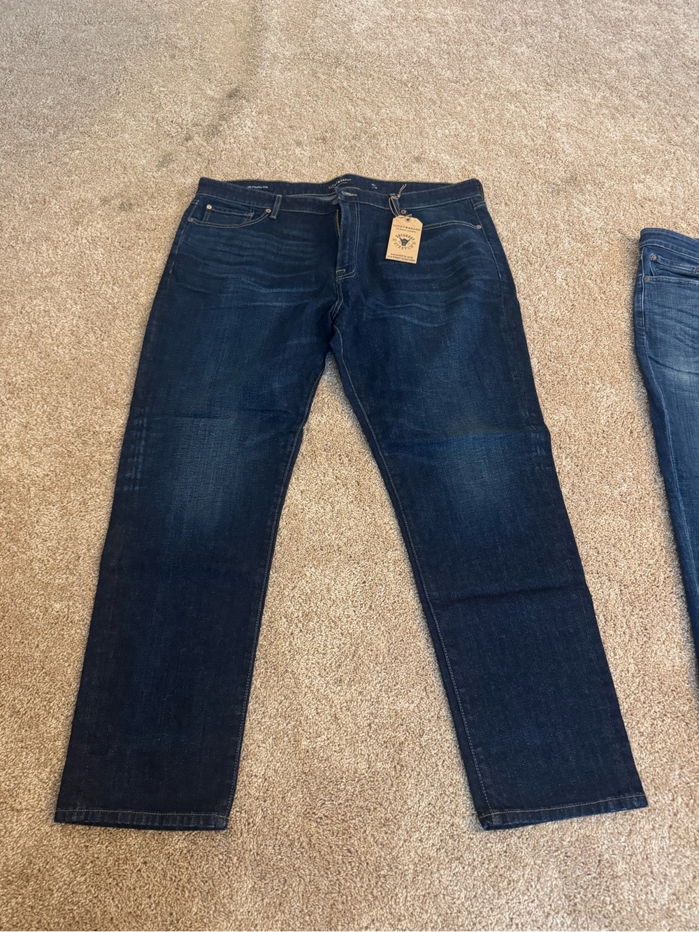 2 pairs Lucky Jeana mens size 42x32 one NWT 410 athletic slim fit